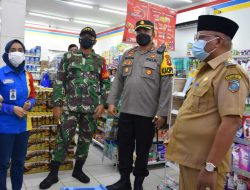 Tim Forkopimda Mempawah Sidak ke Pasar, Dandim: Lagi Pandemi Jangan Seenaknya Naikkan Harga!