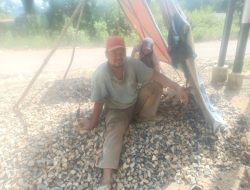 Keluh Kesah Menjadi Tukang Pemecah Batu