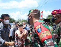 Dandim Mempawah Dampingi Kasdam Xll/Tpr Sambut Kunker Mentan RI Panen Perdana Padi VUB di Desa Kecurit