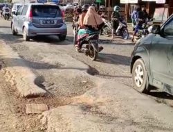 Prihatin Kondisi Jalan Trans Kalimantan, H Irsan Sampaikan Hal Ini