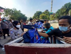 Giliran Warga Slum Dapat Bantuan Sosial dari Kapolda Metro Jaya