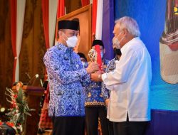 Terima Penghargaan Lifetime Achievement Award pada HUT Ke-50 Korpri, Menteri Basuki Punya Pesan Khusus pada ASN MIlenial