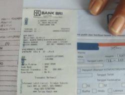 Duh! Istri Kades Malikian Mempawah Terima Bantuan Warga Miskin Senilai Rp 200 Ribu