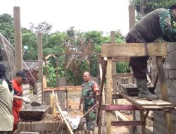 Koramil Mempawah Hulu Rehab Rumah Tidak Layak Huni Milik Juna Edy