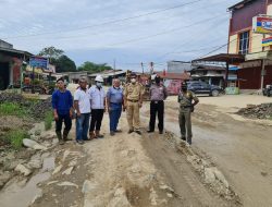 PT Bumi Tata Lestari Secara Rutin Lakukan Perbaikan Jalan Negara Balai Karangan-Malenggang