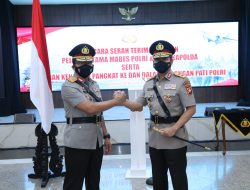 Resmi Jabat Kapolda Kalbar, Ini Profil Irjen Pol Suryanbodo Asmoro