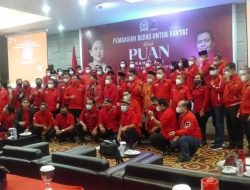 Lasarus Salurkan Bantuan Beras dari Puan Maharani