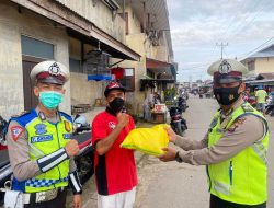 Program Berbagi Sesama, Cara Sat Lantas Polres Sekadau Jalin Kemitraan Dengan Setiap Lapisan Masyarakat