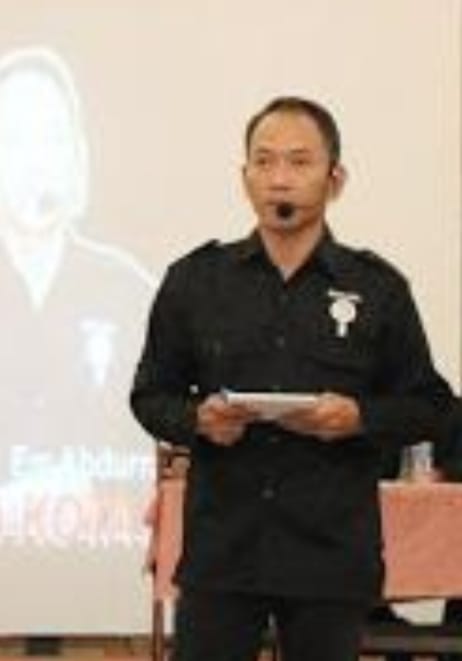 Keterangan foto: Ketua Harian Partai Golkar Kota Singkawang, EM Abdurrahman. (Istimewa)