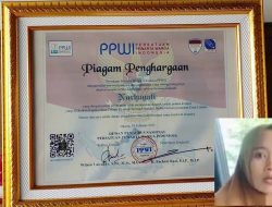 Berani Laporkan Kades Korupsi, PPWI Beri Penghargaan ke Nurhayati