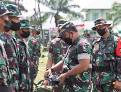 Asops Kasad Didampingi Kasdam XII/Tpr Periksa Kesiapan Operasi Satgas Yonif 645/Gty