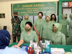 Peringati HUT Persit ke-76, Persit KCK Daerah XII/Tpr Laksanakan Donor Darah dan Pap Smear
