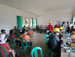 485 Karyawan di Pahauman Ikuti Vaksinasi Booster yang Diinisiasi Koramil Sengah Temila