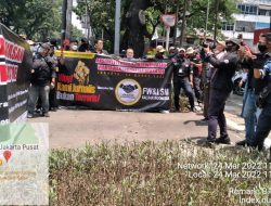 Aksi “Wartawan Indonesia Bersatoe” di Gedung Dewan Pers Dijaga Ketat Aparat, Sekjen Forum Wartawan & LSM Kalbar-Indonesia: “Waspadai Penyusup!”