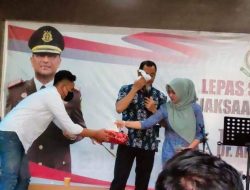 Momen Haru Iringi Acara Pisah Sambut Kajari Sanggau