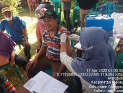 Polsek Meliau bersama PKM Gelar Vaksinasi Covid-19 di Perayaan Paskah