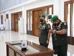 Pangdam XII/Tpr Pimpin Sertijab Danrem 121/Abw dan Kapok Sahli Pangdam XII/Tpr