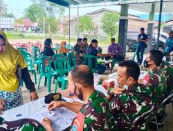 Hari Ke-2 Penyaluran BTPKLW-TNI, Koramil 01/Jongkat Gandeng Puskesmas Gelar Vaksinasi Gratis Kepada Masyarakat