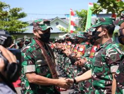 Cek Kesiapan Satgas Yonif 645/Gty, Asops Panglima TNI Laksanakan Riksiap Ops