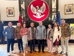 Disela-sela Kunjungannya ke Amerika, Pengacara Kondang Saor Siagian Beri Perhatian Terhadap Kasus Wilson Lalengke