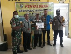Serentak, Koramil 01/Jongkat Kawal Penyaluran BLT-DD di Dua Desa