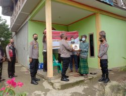 Sambut HUT Bhayangkara ke-76, Polsek Mempawah Hulu Laksanakan Giat Baksos ke Ponpes Ulul Albab Azziadah