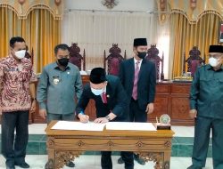 7 dari 8 Fraksi DPRD Sekadau Setujui Raperda LKPj Tahun 2021