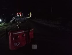 FW & LSM Kalbar Indonesia Sesalkan Ketiadaan Penerangan di Lokasi Jalan Longsor di Semboja: Mengancam Keselamatan Pengguna Jalan