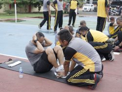 Satbrimob Polda Kalbar Tes Jasmani Berkala Guna Tingkatkan Daya Tahan Tubuh Personel
