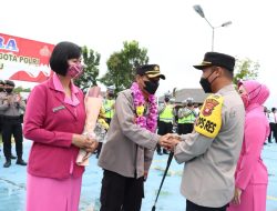 Kapolres Sekadau Pimpin Upacara Wisuda Purnabakti