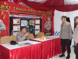 Tinjau Pengamanan Operasi Liong Kapuas 2023, Kapolres Mempawah Minta Personel Waspadai Ancaman Teroris yang Kerap Menyerang Petugas di Pos-pos Pengamanan