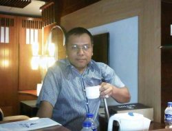 Asy’ari Gelar Konferensi Pers: Saya Bukan Kuasa Hukum Abal Abal