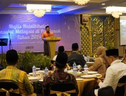 Kadiv Administrasi Hajrianor Menghadiri Halalbihalal Konsulat Malaysia di Pontianak