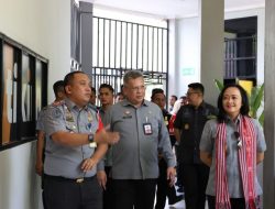 Kunjungan Direktur Lalu Lintas Keimigrasian ke PLBN Entikong: Uji Coba Pas Lintas Batas dengan Aplikasi Sinergi Batas