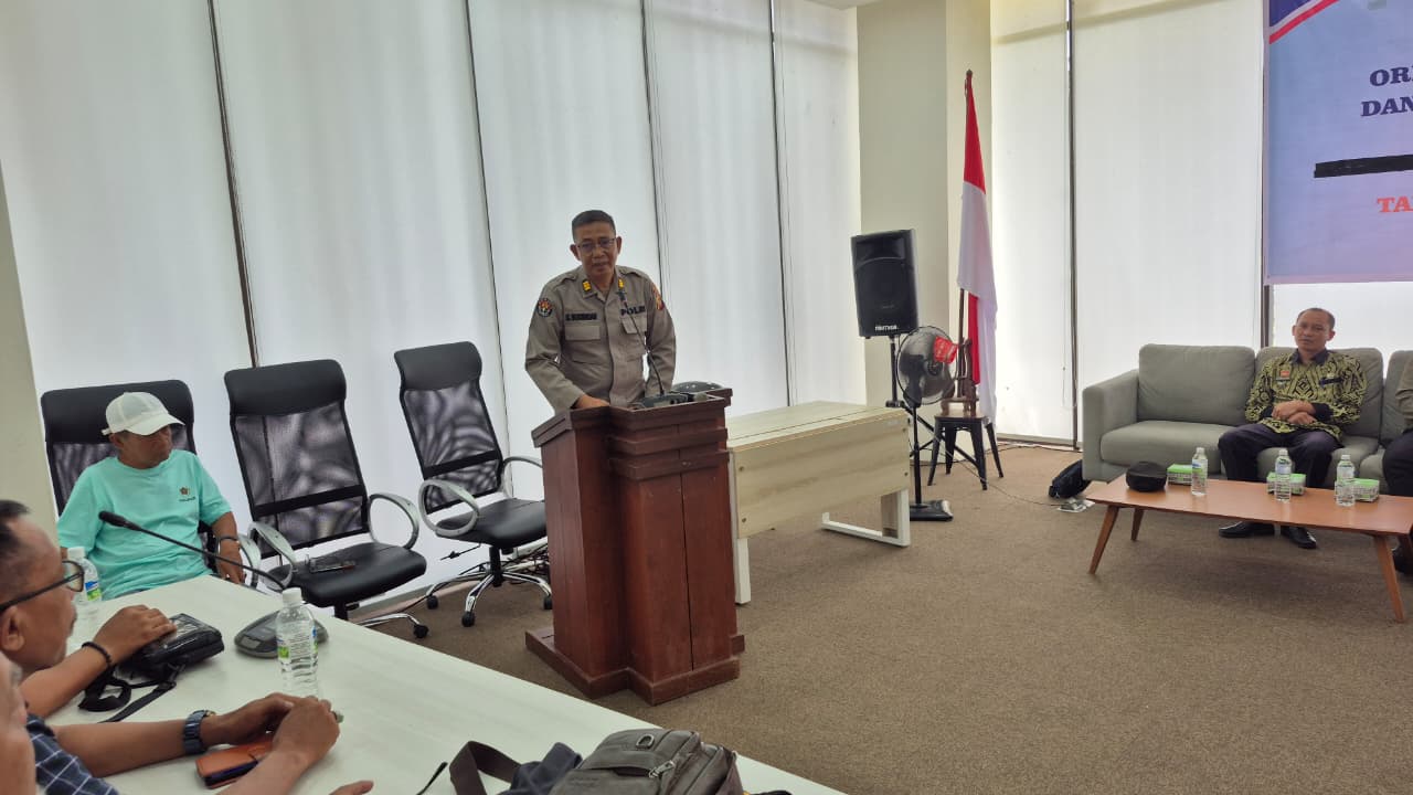 Polres Sanggau ajak jurnalis Kalbar bersinergi tingkatkan kualitas pemberitaan di OKK PWI Kalbar 2025. Baca kisah lengkapnya di sini!