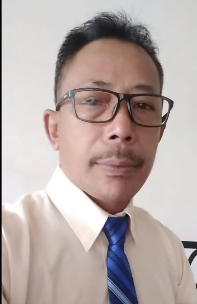 Merespons gelombang pemberitaan ini, Praktisi Hukum yang juga anggota Perhimpunan Advokat Indonesia (PERADI), Sudirman SH MH, memberikan penjelasan komprehensif mengenai peran strategis media.