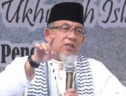 Imaam Yakhsyallah Mansur: Ketika Krisis Kepercayaan Melanda Negeri