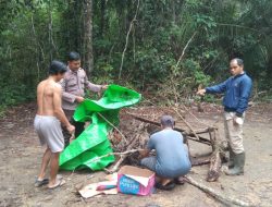 Polsek Belitang Hilir Bubarkan Dugaan Arena Sabung Ayam di Entabuk