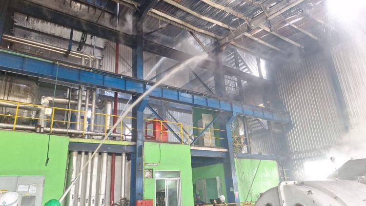 Kesunyian ini justru memantik pertanyaan lebih besar tentang transparansi dan akuntabilitas pengelolaan aset vital negara di PLTU Sungai Batu itu.