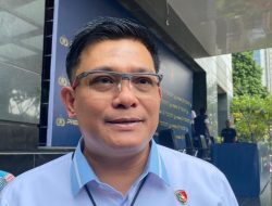 Bareskrim Geledah 3 Perusahaan Emas di Jatim, Sita 51 Kg Emas Batangan dan Uang Miliaran