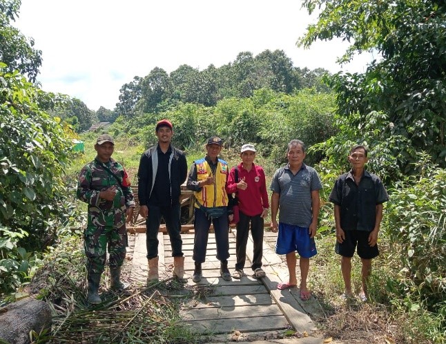 Banjir bandang Sintang meluluhlantakkan Jembatan Nanga Toran dan Nanga Ungai. Simak langkah darurat BPJN Kalbar dan respons cepat Dirjen Bina Marga.