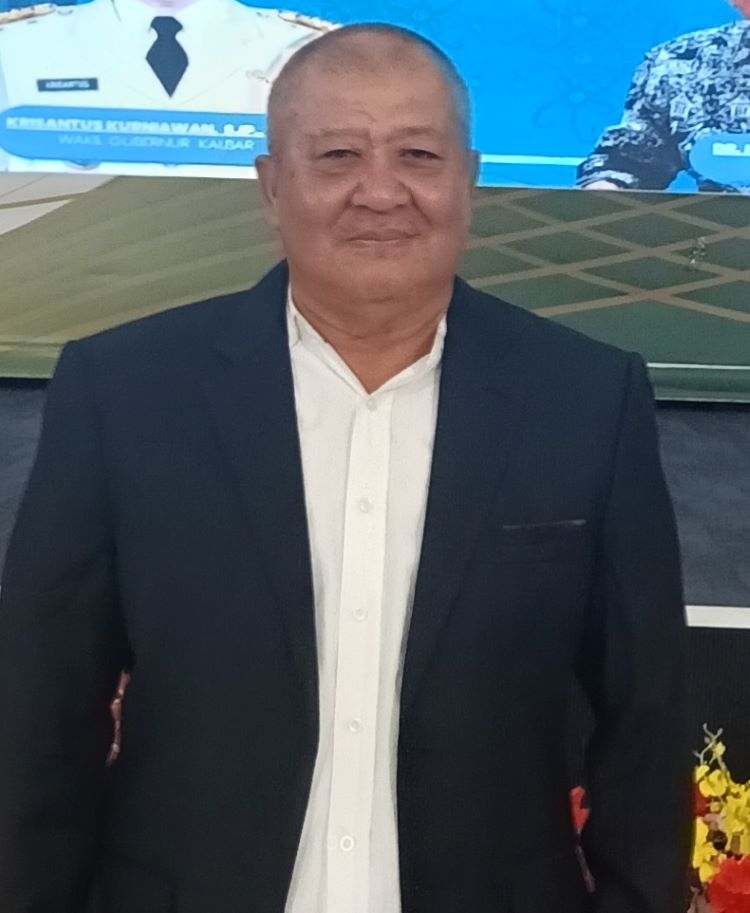 Bantahan tegas PW GNPK Kalbar atas isu proyek Jembatan Riam Pangar bermasalah. PPK jelaskan tahapan material dan audit negara. Jangan termakan judul bombastis, baca faktanya.