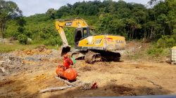 Kasus Alat Berat PETI di Gunung Pentik Dipertanyakan, Excavator yang Diamankan Polsek Sekayam Kini Tak Jelas Keberadaannya