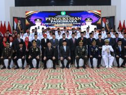 Ria Norsan Tantang Paskibraka Kalbar: Jangan Ragu, Tunjukkan yang Terbaik