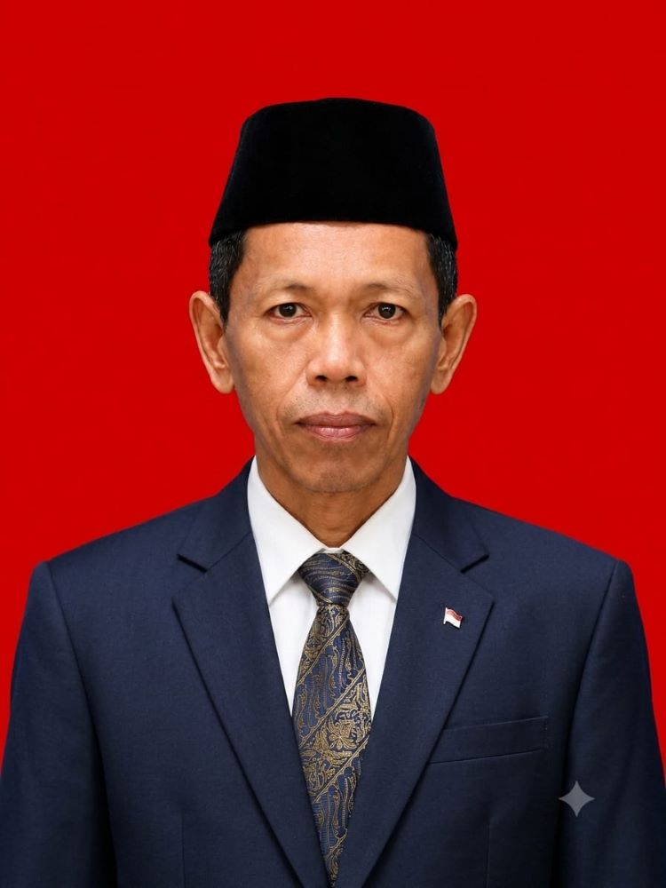 Seruan Maman Suratman di HUT RI ke-81 menggaungkan makna kemerdekaan sejati. Ini bukan sekadar seremonial, melainkan momen vital merajut ulang persatuan, mengawal pembangunan adil, serta meneguhkan cinta pada Ibu Pertiwi dalam bingkai NKRI.