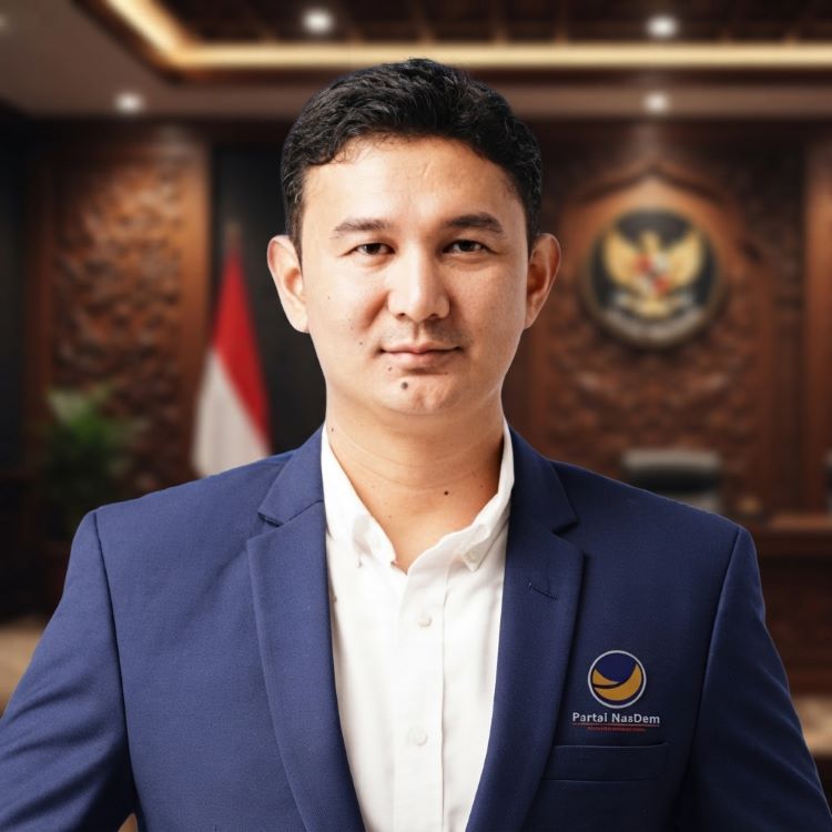 Anggota Komisi XII DPR RI Gulam Mohamad Sharon usulkan pengaturan kuota BBM dikembalikan ke Pertamina. BPH Migas cukup sampai kabupaten/kecamatan.