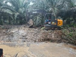 Warga Antusias dan Bahagia, Normalisasi Sungai Jadi Bukti Nyata Pengabdian Satgas TMMD Ke-130