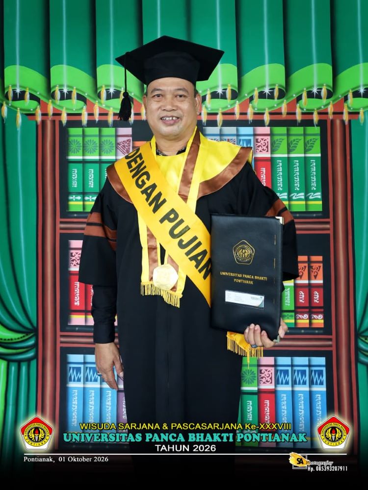 Kisah Hidup Jumadi: Wisudawan Universitas Panca Bhakti Pontianak, Gelar Akademik Jadi Amanah Rakyat